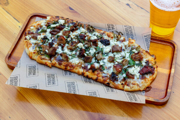 troublemakers_black_and_blue_flatbread-2